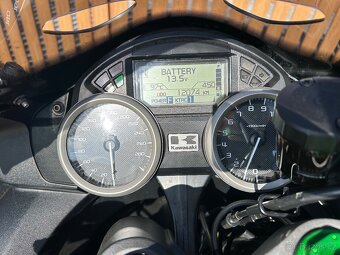 Kawasaki ZZR 1400 - 5