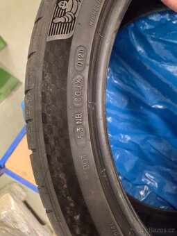 MICHELIN PILOT SPORT 4S 265/40 R22 106Y - 5