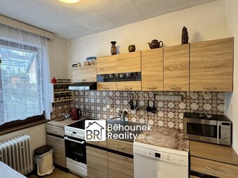 Dvougenerační RD s kanceláří, 2 x garáž, velká zahrada - Pra - 5