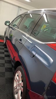 Peugeot 5008 1,6 HDI 82 kW rv. 2011 - 5