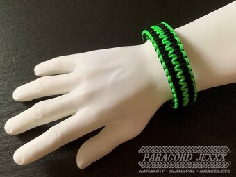Paracord náramek (19 cm) black - neon - 5