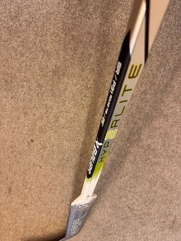 BRANKÁŘSKÁ HOKEJKA BAUER HYPERLITE vel. 25" - 5