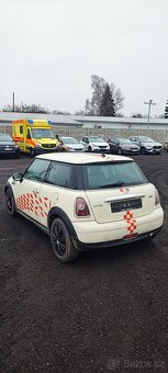 Mini Cooper 1.4 - 5