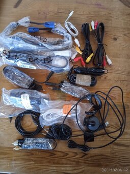 Zdroj ATX-300GTF + další věci. - 5