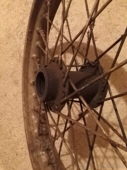 Zadní kolo Jawa pérák komunista - 5