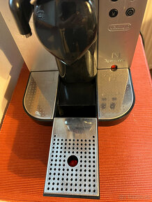 Kávovar Nespresso DeLonghi Lattissima EN680.M - TOP - 5