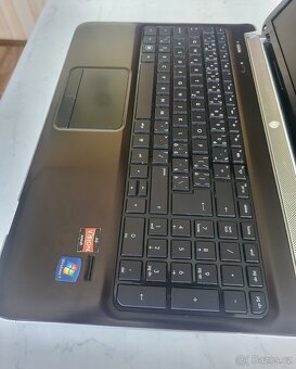 HP Pavilion dv6-6130ec čtyřjádro 8 GB RAM SSD - 5