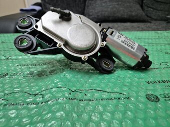 levý zadní motor stěrače VW Transporter, Multivan T5 7E09557 - 5