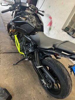 Yamaha Mt 07 - 5