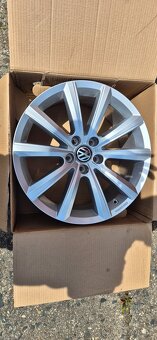 VOLKSWAGEN OE 760071498 8.0" X 18" 5X112 ET 25 originalni - 5