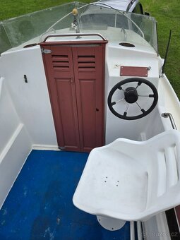 Kajutova lod 5x2m, vlek, motor 5-50, 4 motory - 5