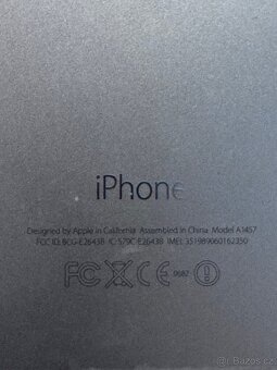 iPhone různé modely poškozené - 5