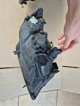 Přední světla BWM E90/E91 pre-lci halogeny - 5