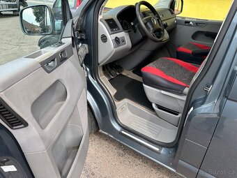 VW Multivan 4x2, 2,5 TD 96 kw,spací lavice,7 míst,tope - 5