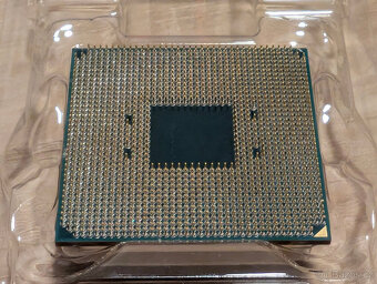 AMD Ryzen 9 5900X - 5