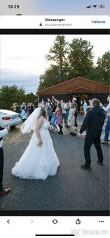 Svatební šaty s perličkami - 5