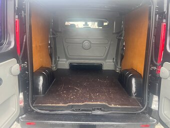 Vivaro 2.5dci 150 ps - 5