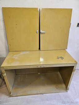 plechová skříně - 5