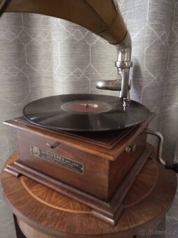 Gramofon s troubou - 5