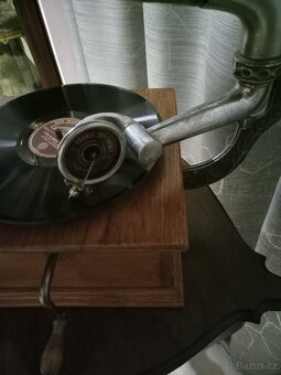 Gramofon s troubou - 5