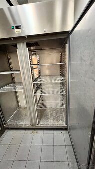 Gastro lednice dvojitá celonerez 1400L - 5