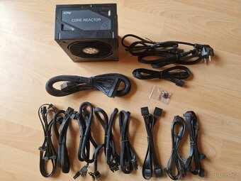 ZDROJ XPG CORE REACTOR 850W - 5