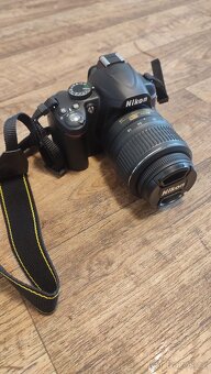Nikon D3000 + objektivy - 5