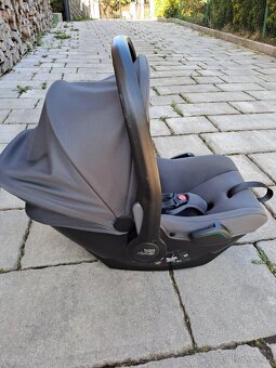 Britax Römer Baby-Safe Core + základna - 5