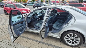 Mercedes-Benz W211 E270 CDI 130 kW Avantgarde, automat - 5