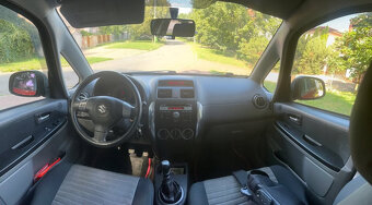 Suzuki sx4 - 5
