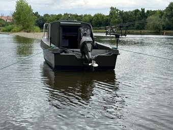 Rybářská kajutová loď Dory - tři kýly - 5