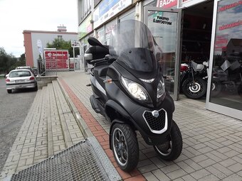 Piaggio MP3 300 Sport - 5