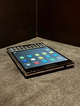 BlackBerry Q30 Passport – plně funkční,krásný stav - 5