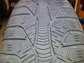 4x disky Kia s pneu na dojeti - 185/65/R15, cena dohromady - 5