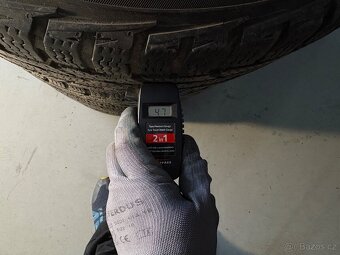 Zimní pneu Nokian + Hankook 205/65R16C - 5