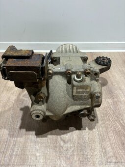 // Zadní diferenciál Citroen C-Crosser 2.2 HDI // - 5