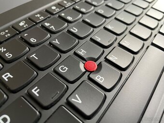 Lenovo TPad X1 Carbon 7th - luxusní LCD 3840x2160, 16GB RAM - 5