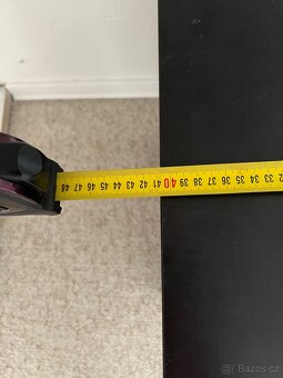 Noční stolek z Ikei Askvoll - 5