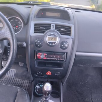 Renault Megane 2 - 5