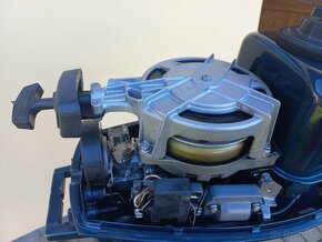 Lodní závěsný motor Yamaha + stojan - 5