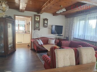 Rodinný dům, lodžie, terasa, pergola, garáž, pozemek, 1.921 - 5