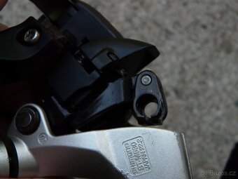 Shimano Deore 3x9 Dual Control páky - 5