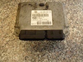 Řídící jednotka Fabia 1.4 16v 036 906 034 CB - 5