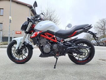 Benelli BN 302 S 28kW Možné splátky - 5