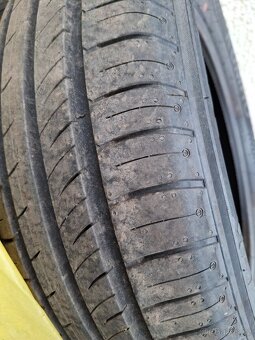 Letní pneu zn. Kumho 185/65 R15 - 5