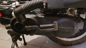 Kentoya, motor, Znen (Zhongneng) A9 50 BN139QMB
- 5