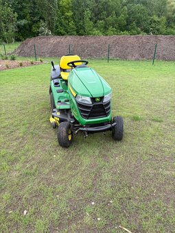 Zahradní traktor John Deere X350R - 5