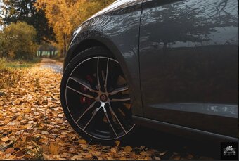 Seat Cupra 5f ST 300 - 5
