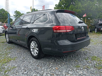 Volkswagen Passat, 110kw,APP,NAVI,r.2017,automat - 5
