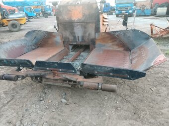 Chodníkový finišer DEMAG DF45C - 5